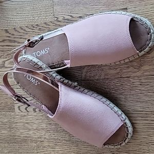 NEW Suede  sandals rose gold straps TOMS